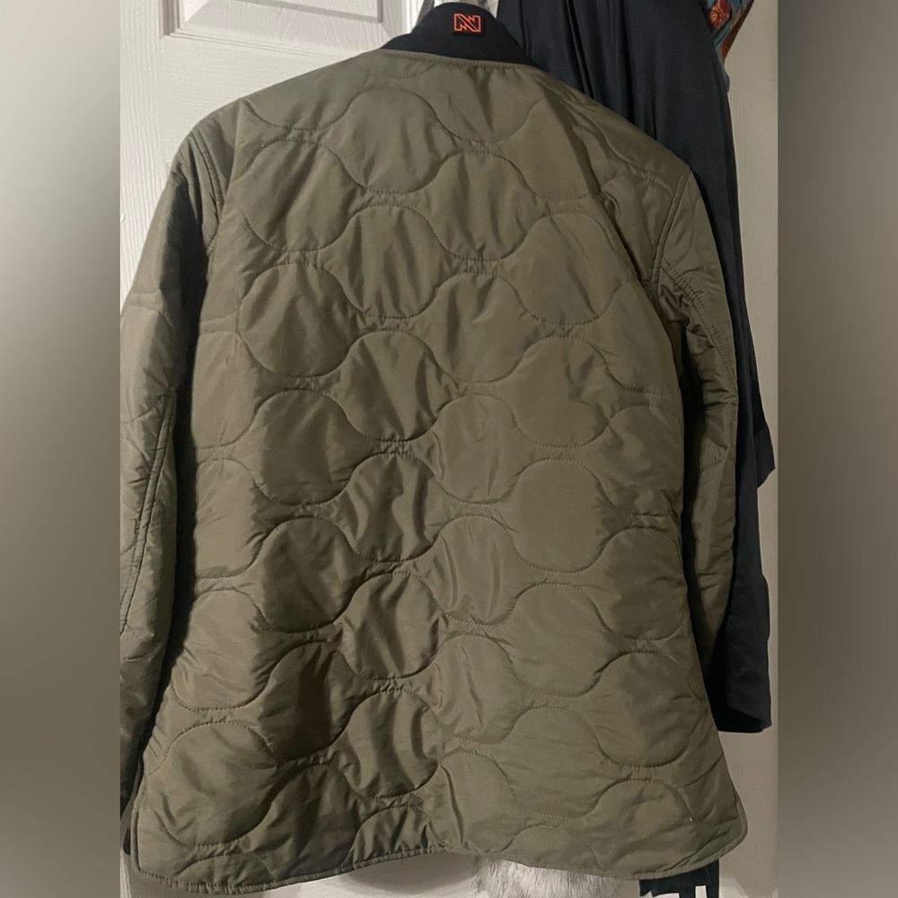 Mobile Warming Heated Coat/Jacket Olive Green with 2 Batteries Size Sm-Med - Picture 4 of 16